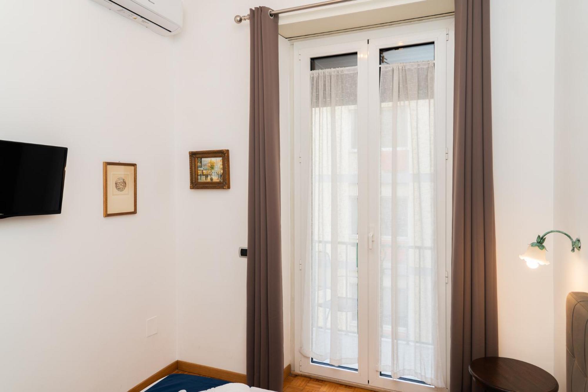 Suite Cervantes Naples Extérieur photo