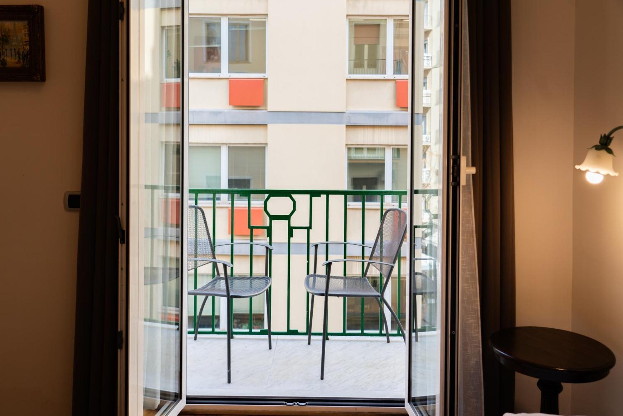 Suite Cervantes Naples Extérieur photo